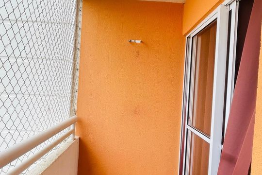 Varanda de apartamento para alugar com 2 quartos, 57m² em Jardim Isis, Cotia