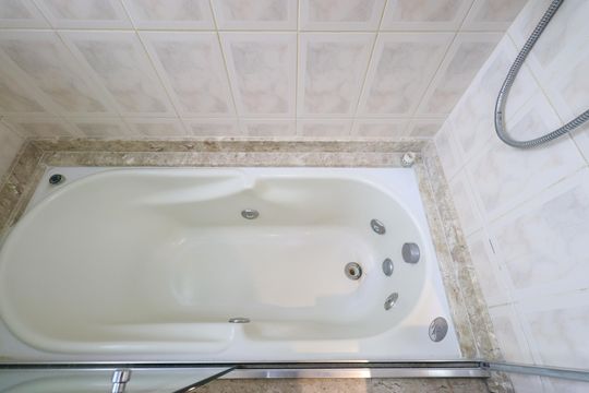 Banheiro da Suíte 2 de apartamento para alugar com 4 quartos, 145m² em Pompeia, São Paulo