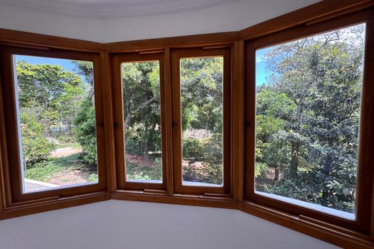 Vista da Sala de casa de condomínio para alugar com 4 quartos, 550m² em Parque das Rosas, Cotia