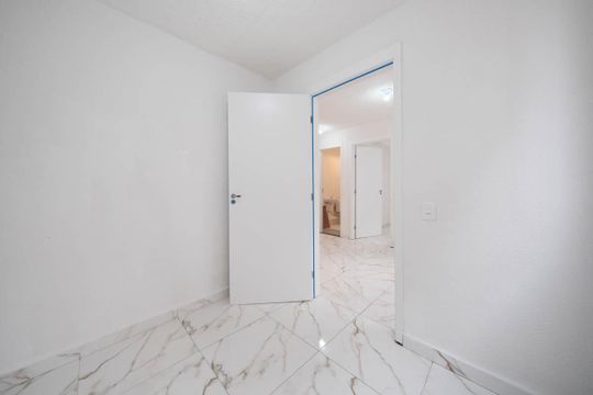 Quarto 2 de apartamento para alugar com 2 quartos, 33m² em Vila Silvia, São Paulo