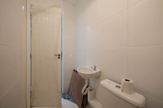 Banheiro de apartamento para alugar com 2 quartos, 33m² em Vila Silvia, São Paulo
