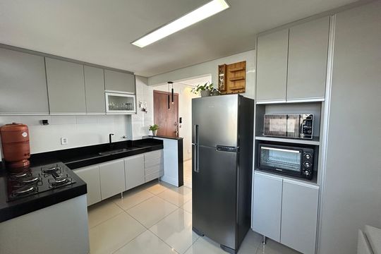 Apartamento à venda com 2 quartos, 60m² em Califórnia, Belo Horizonte