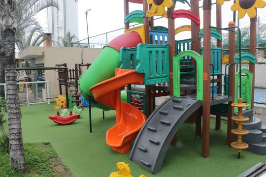 Playground de apartamento para alugar com 2 quartos, 48m² em Jardim Tropical, Nova Iguaçu