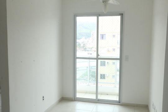 Sala de apartamento para alugar com 2 quartos, 48m² em Jardim Tropical, Nova Iguaçu