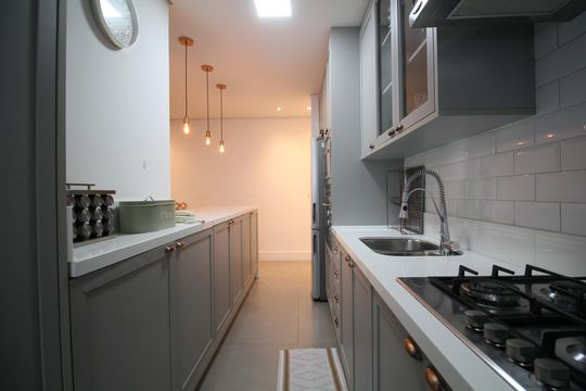 Cozinha de apartamento à venda com 2 quartos, 109m² em Chácara Agrindus, Taboão da Serra