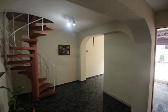 Sala de casa para alugar com 2 quartos, 70m² em Rádio Clube, Santos