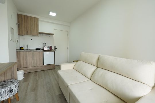 Sala de kitnet/studio para alugar com 1 quarto, 28m² em Aclimação, São Paulo