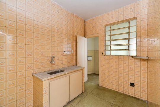 Cozinha de apartamento para alugar com 2 quartos, 100m² em Centro, Belo Horizonte