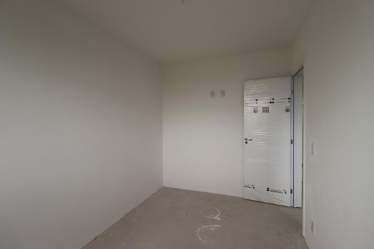 Quarto de apartamento à venda com 1 quarto, 40m² em Parque das Nações, Santo André
