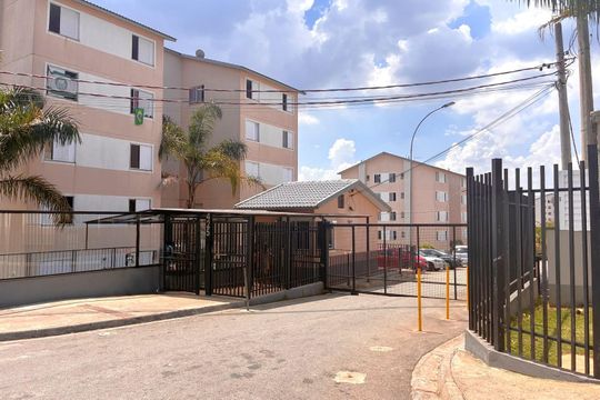 Fachada de apartamento para alugar com 2 quartos, 47m² em Jardim Apura, Diadema