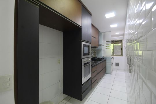 Cozinha de apartamento à venda com 3 quartos, 120m² em Barra Olímpica, Rio de Janeiro