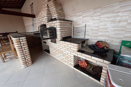 Churrasqueira de casa à venda com 3 quartos, 280m² em Jardim Petropolis, Ribeirão Pires