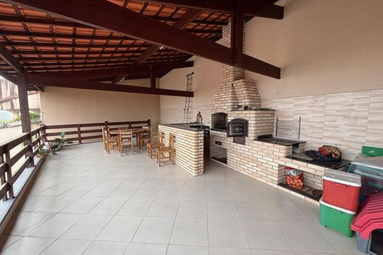 Churrasqueira  de casa à venda com 3 quartos, 280m² em Jardim Petropolis, Ribeirão Pires