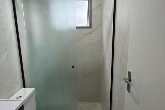 Banheiro Social de apartamento à venda com 2 quartos, 45m² em Santa Terezinha, São Bernardo do Campo