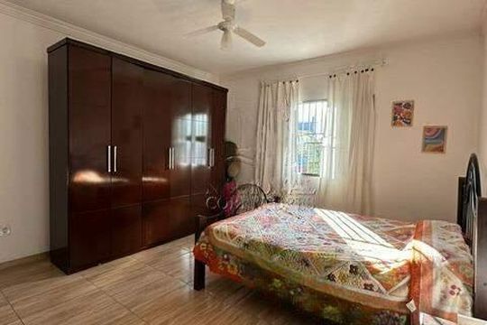 Casa à venda com 5 quartos, 249m² em Vila Alto de Santo Andre, Santo André