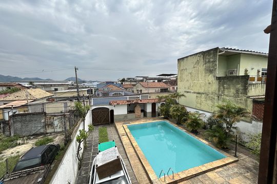 Vista do Quarto 3 de casa à venda com 5 quartos, 260m² em Realengo, Rio de Janeiro