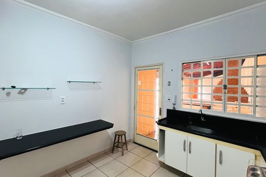 Casa para alugar com 2 quartos, 105m² em Parque dos Jacarandás, Campinas