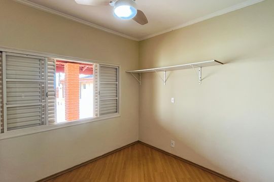 Casa para alugar com 2 quartos, 105m² em Parque dos Jacarandás, Campinas