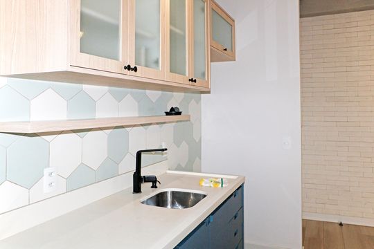 Cozinha de apartamento à venda com 2 quartos, 50m² em Parque Monte Verde, Valinhos