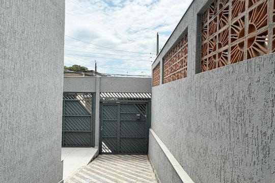 Garagem de casa à venda com 3 quartos, 161m² em Brasilândia, São Paulo