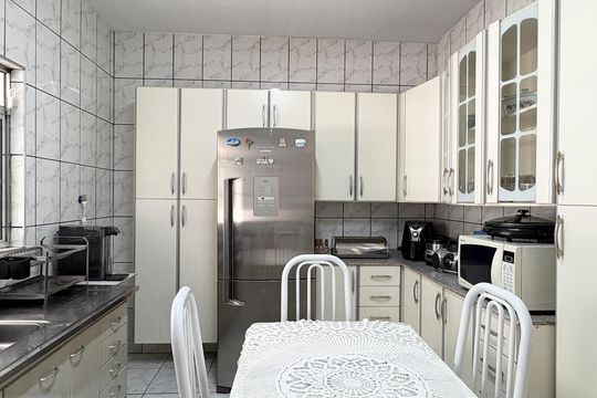 Cozinha de casa à venda com 3 quartos, 161m² em Brasilândia, São Paulo