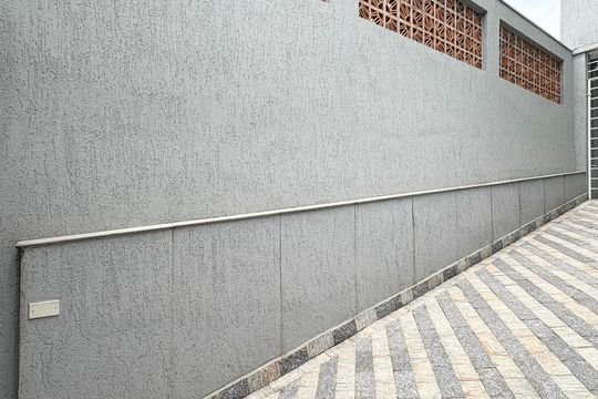 Garagem de casa à venda com 3 quartos, 161m² em Brasilândia, São Paulo