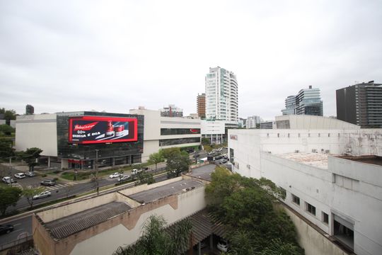 Vista de apartamento para alugar com 2 quartos, 67m² em Boa Vista, Porto Alegre