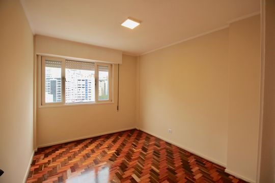 Quarto 1 de apartamento para alugar com 2 quartos, 105m² em Gonzaga, Santos