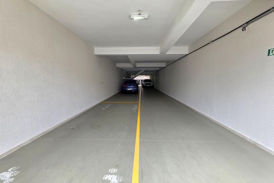 Garagem de apartamento para alugar com 2 quartos, 68m² em Vila Homero Thon, Santo André