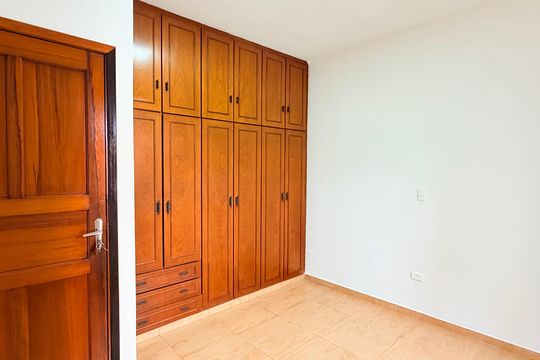 Quarto 1 de casa para alugar com 2 quartos, 193m² em Jardim Portugal, São Bernardo do Campo