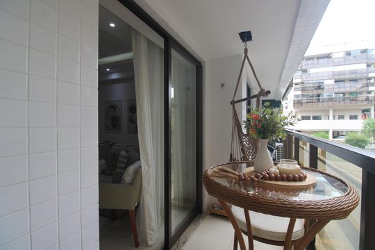 Varanda de apartamento para alugar com 2 quartos, 60m² em Anil, Rio de Janeiro