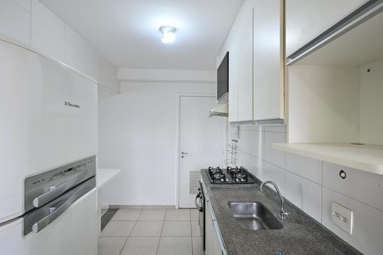 Cozinha de apartamento para alugar com 3 quartos, 93m² em Jardim Henriqueta, Taboão da Serra