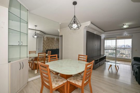 Apartamento para alugar com 3 quartos, 93m² em Jardim Henriqueta, Taboão da Serra