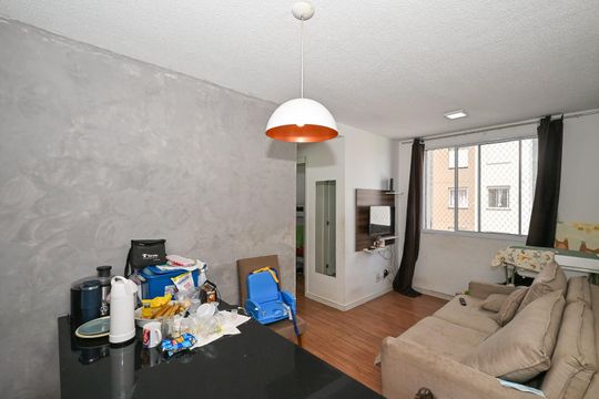 Sala de apartamento para alugar com 2 quartos, 43m² em Jardim Monte Alegre, Taboão da Serra