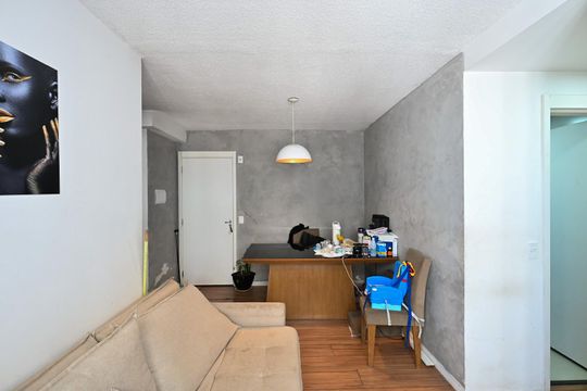 Apartamento para alugar com 2 quartos, 43m² em Jardim Monte Alegre, Taboão da Serra
