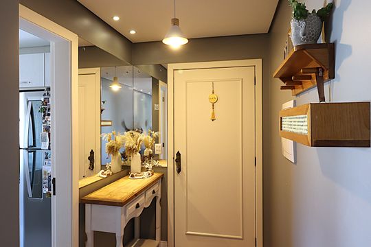 Hall de entrada de apartamento à venda com 2 quartos, 83m² em Pque São Sebastião, Porto Alegre