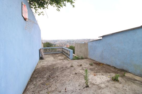 Quintal de casa para alugar com 2 quartos, 191m² em Vila Simone, São Paulo