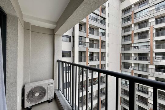 Sacada de kitnet/studio para alugar com 1 quarto, 24m² em Vila Cordeiro, São Paulo