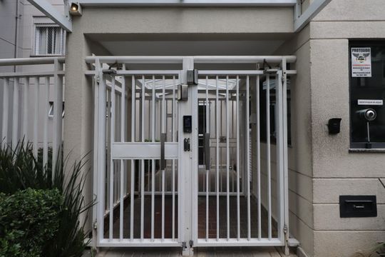 Fachada de apartamento para alugar com 2 quartos, 34m² em Cidade Mãe do Céu, São Paulo