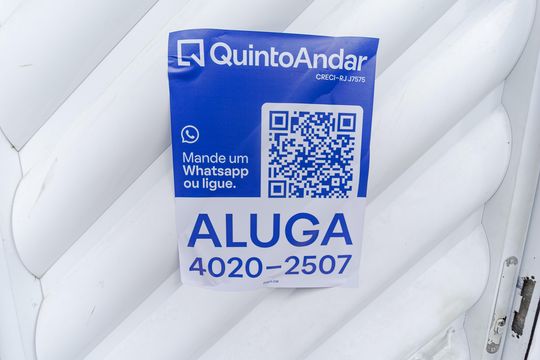Placa Instalada no dia 07.10.2026 código ZDER-238 de casa para alugar com 2 quartos, 50m² em Campo Grande, Rio de Janeiro