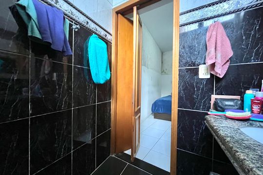 Banheiro da Suíte de casa à venda com 3 quartos, 200m² em Vila da Saúde, São Paulo