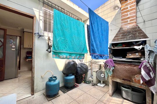 Churrasqueira de casa à venda com 3 quartos, 200m² em Vila da Saúde, São Paulo