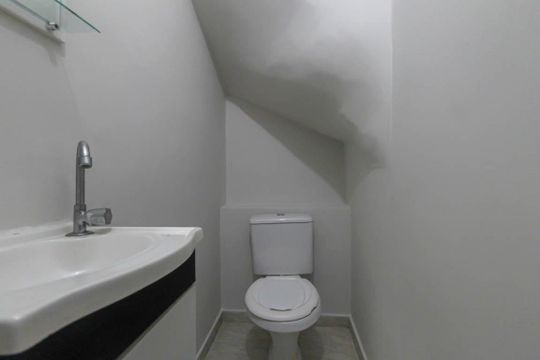 Casa à venda com 2 quartos, 65m² em Jardim Planalto, São Paulo