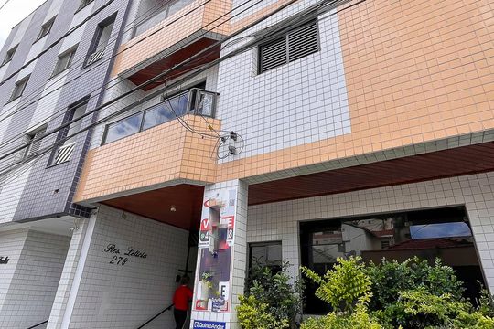 Fachada + plaquinha de apartamento à venda com 2 quartos, 71m² em Santa Maria, São Caetano do Sul