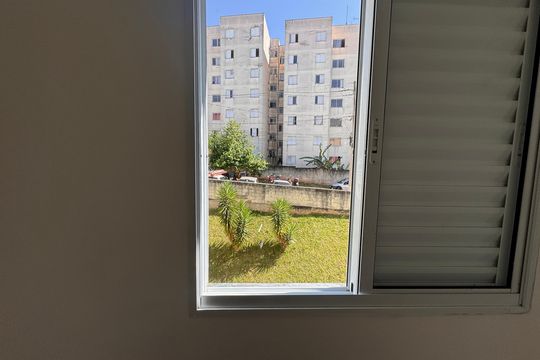 Vista do Quarto de apartamento para alugar com 2 quartos, 53m² em Jardim Helena, Cotia