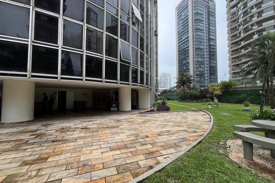 Área comum de apartamento para alugar com 2 quartos, 90m² em Barra da Tijuca, Rio de Janeiro