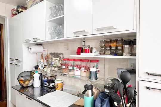 Cozinha de apartamento à venda com 2 quartos, 47m² em Brasilândia, São Paulo