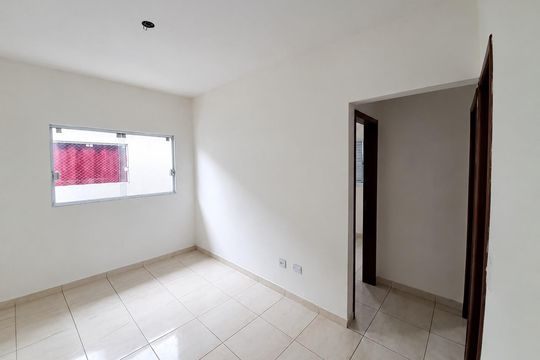 Sala de casa de condomínio para alugar com 2 quartos, 55m² em Parque das Americas, Praia Grande