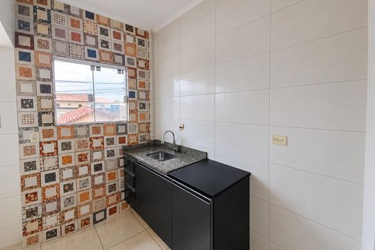Cozinha de casa de condomínio para alugar com 2 quartos, 55m² em Parque das Americas, Praia Grande