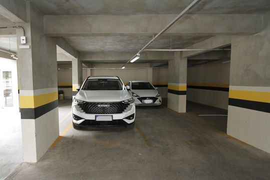 Garagem de apartamento para alugar com 2 quartos, 65m² em Gutierrez, Belo Horizonte